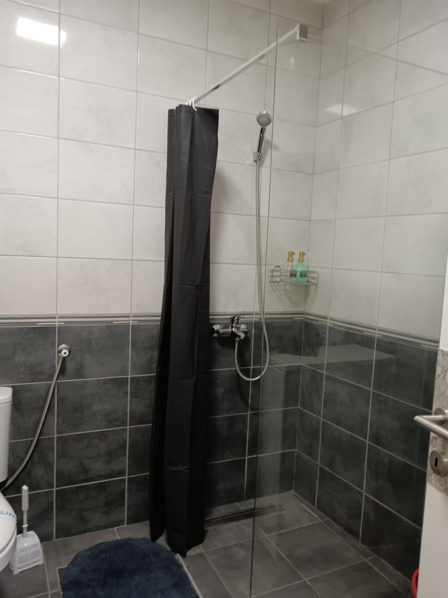Easy Check In Apartments 021 Vladika Нови-Сад Экстерьер фото